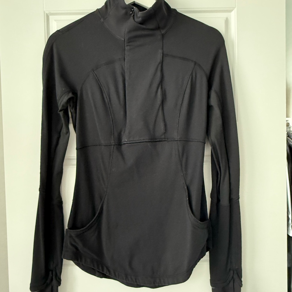 Lululemon Athletica Women’s Black Luon Pullover, Size 6